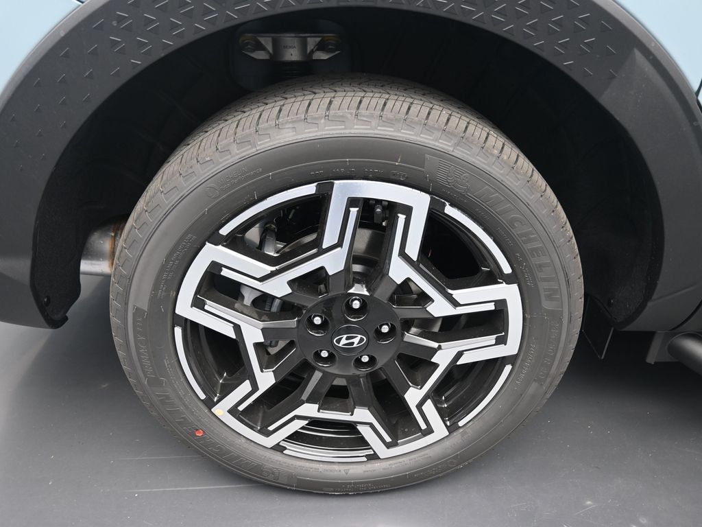 2026 Hyundai Santa Cruz Limited photo 2