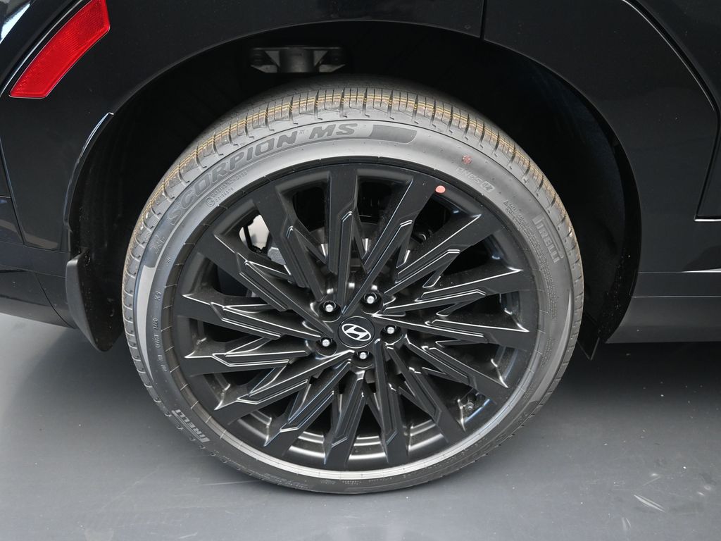 2026 Hyundai Santa Fe Calligraphy photo 2