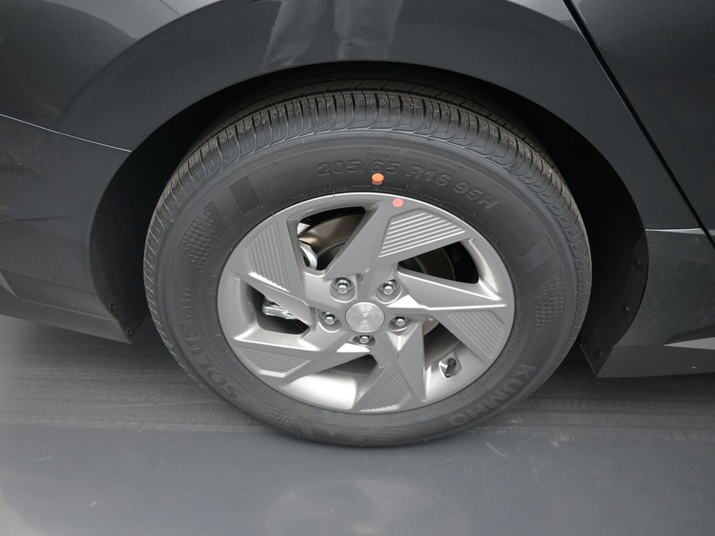 New 2026 Hyundai Sonata SE Sedan