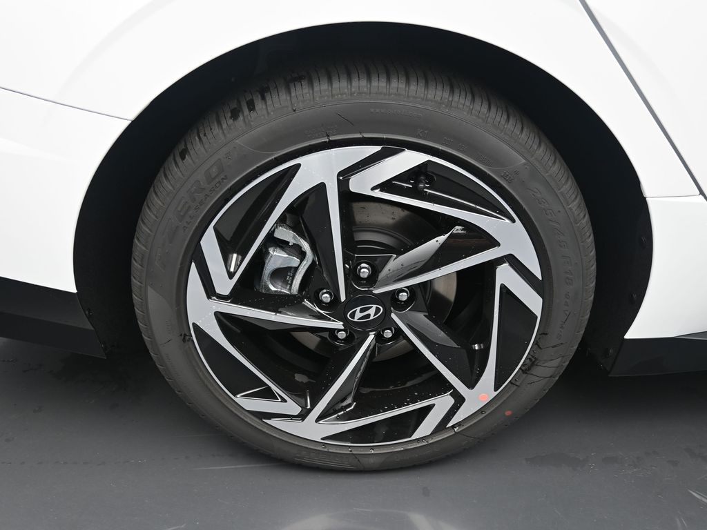 2026 Hyundai Sonata SEL Sport photo 2