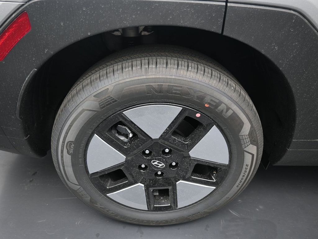 2026 Hyundai Santa Fe SE photo 2