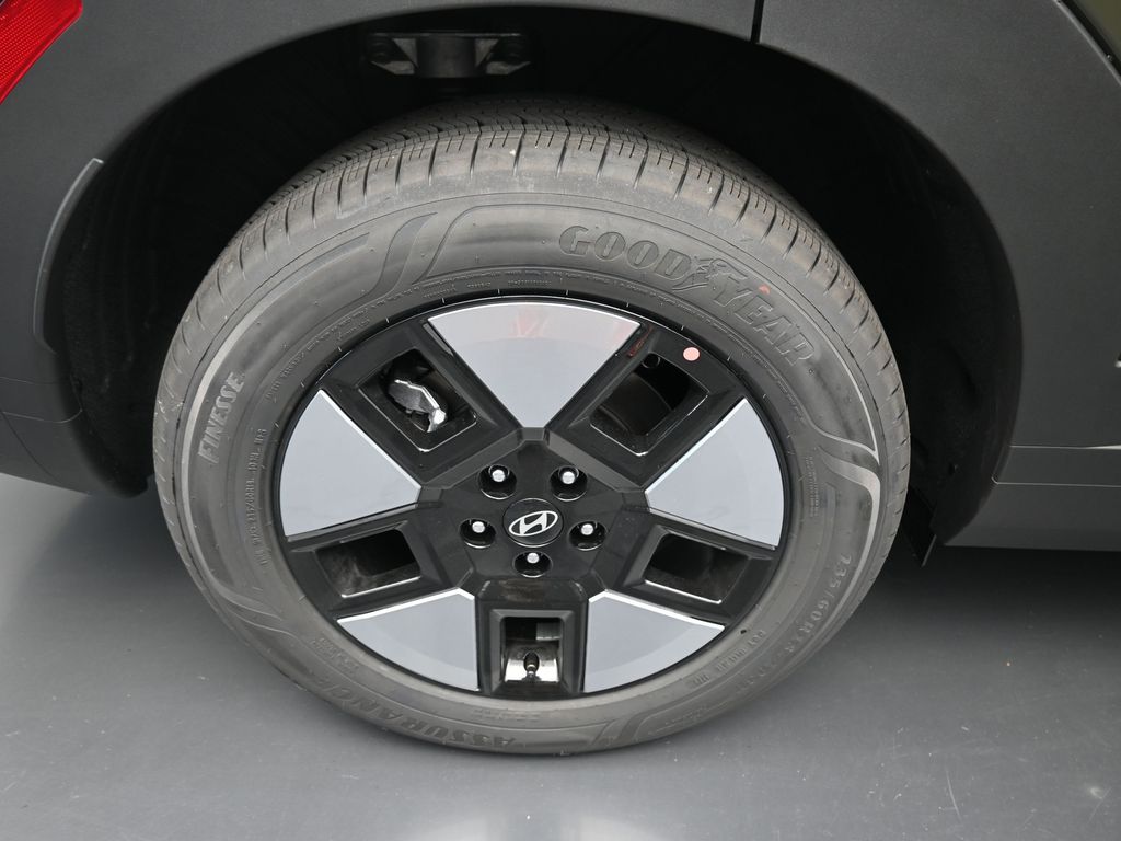 2026 Hyundai Santa Fe SEL photo 2