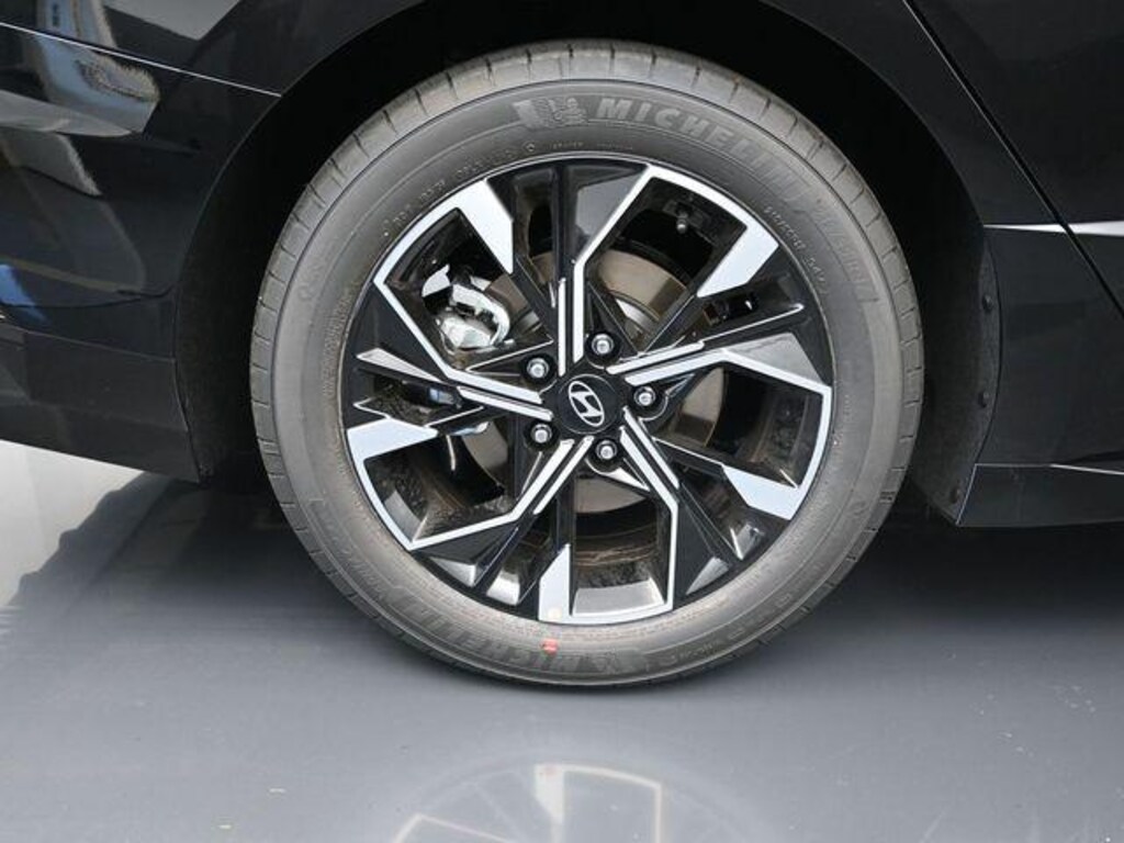 New 2025 Hyundai Sonata For Sale at Suresky Hyundai VIN