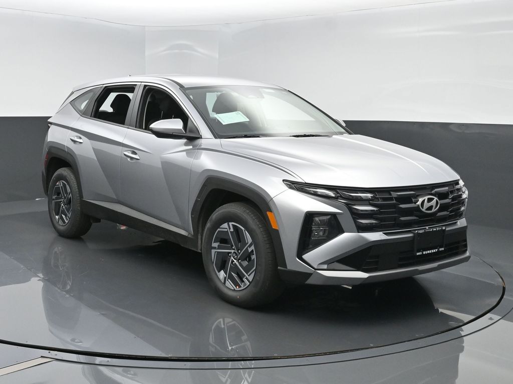 2026 Hyundai Tucson Blue SE's photo