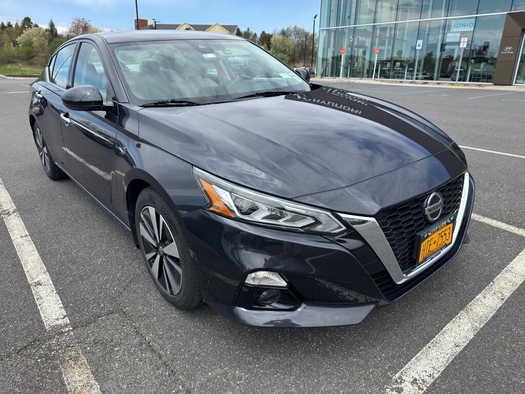 2019 Nissan Altima SV