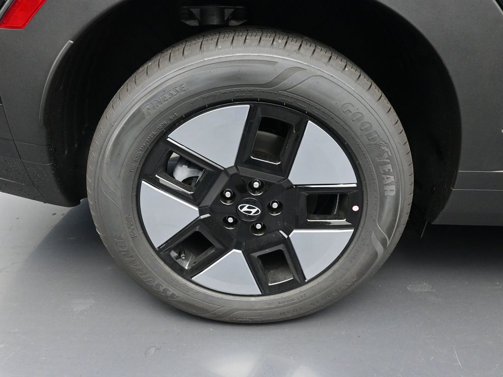 2026 Hyundai Santa Fe SEL photo 2