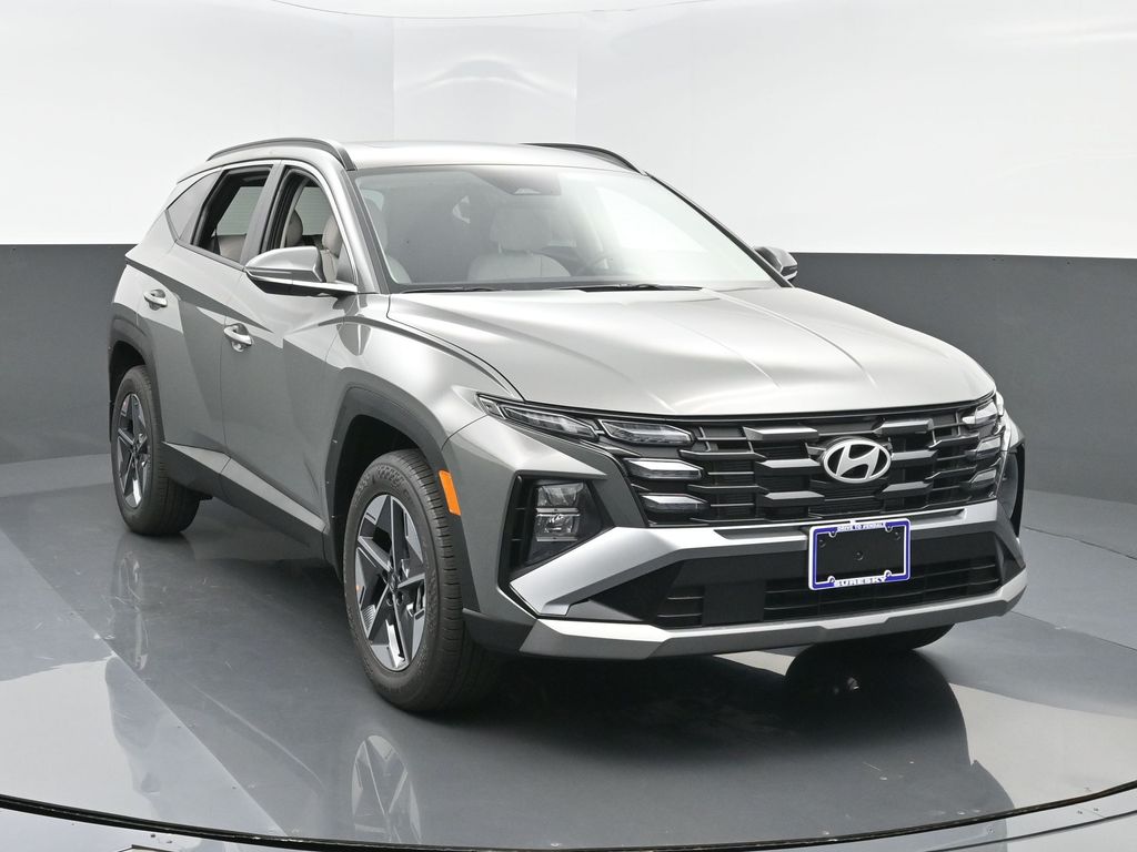 2026 Hyundai Tucson SEL Premium's photo