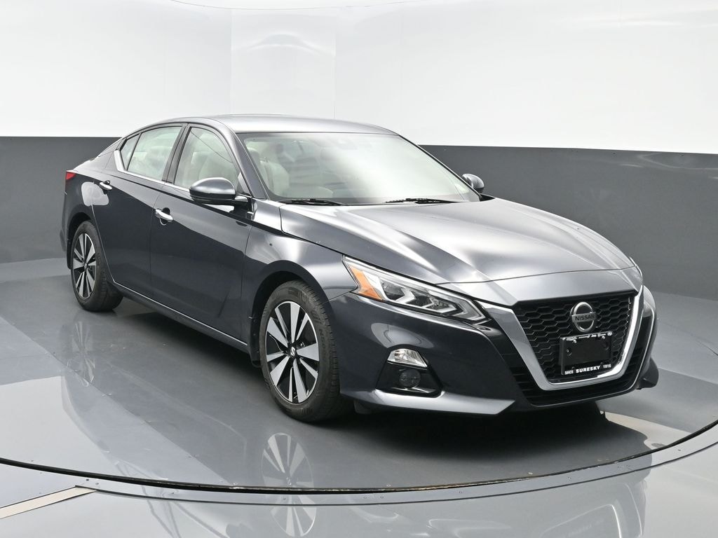Used 2019 Nissan Altima 2.5 SV Sedan
