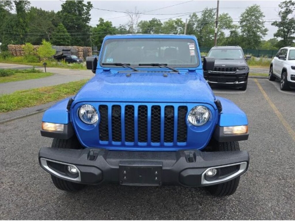Used 2023 Jeep Gladiator Sport S Crew Cab