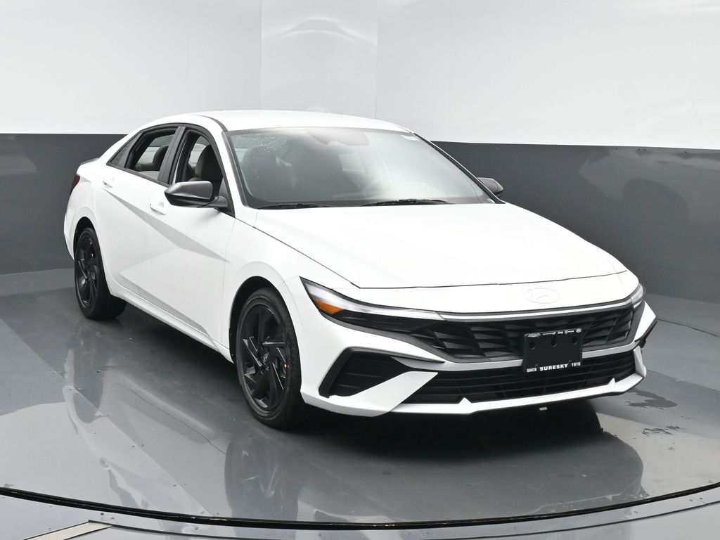 2026 Hyundai Elantra 2.0 SEL Sport IVT's photo