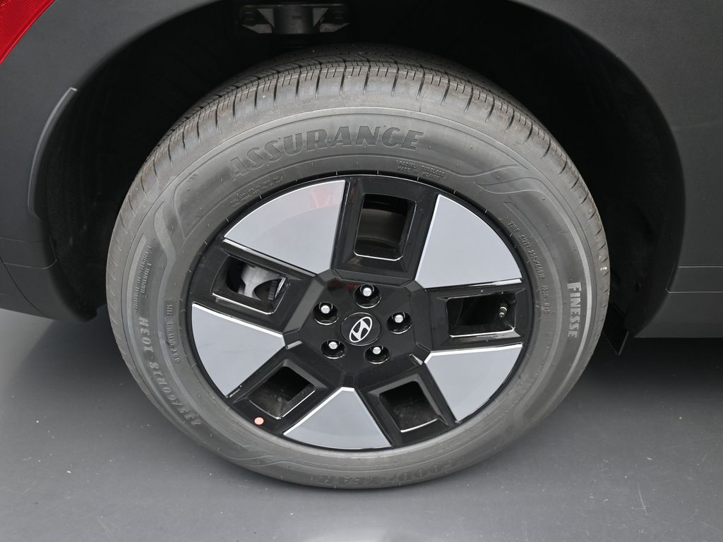 2026 Hyundai Santa Fe SEL's photo