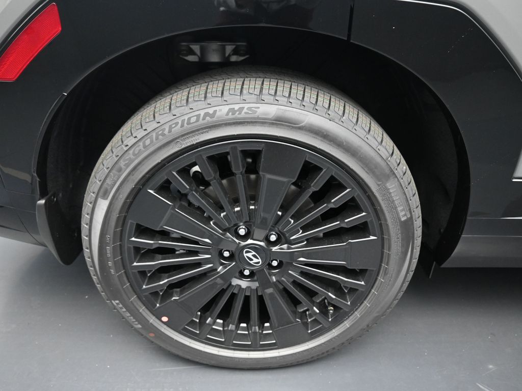 2026 Hyundai Santa Fe Calligraphy photo 2