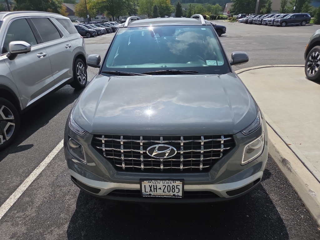 Used 2021 Hyundai Venue SEL Sport Utility