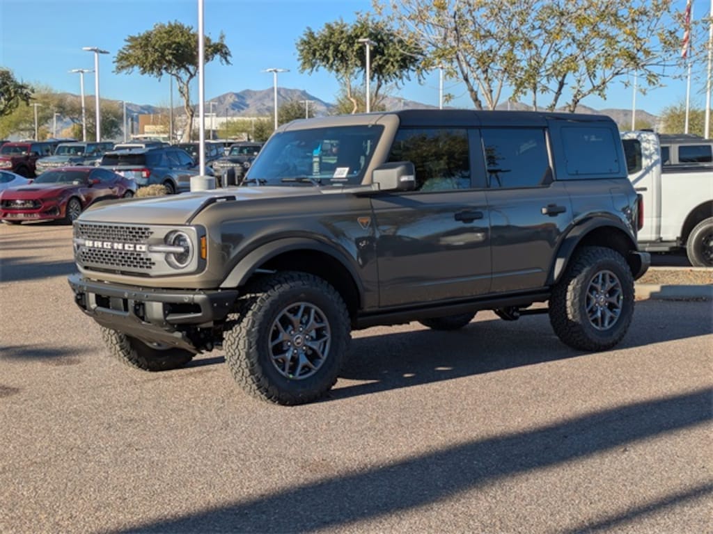 New 2025 Ford Bronco Badlands SUV