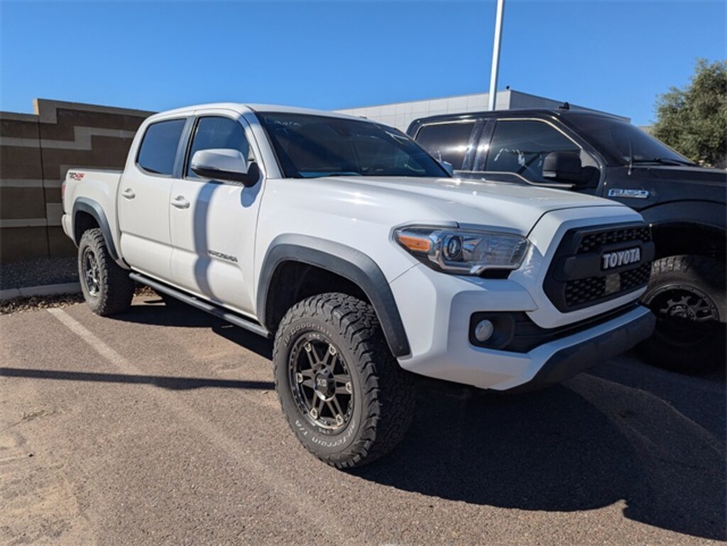 Used 2020 Toyota Tacoma  Truck Double Cab