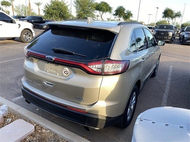 2017 Ford Edge SEL photo 4