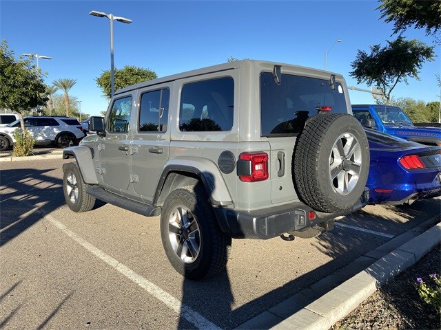 2019 Jeep Wrangler Unlimited Sahara photo 2