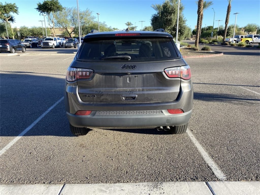 Used 2019 Jeep Compass Latitude 4x4 SUV