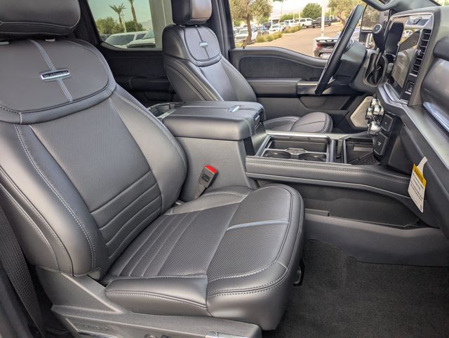 2026 Ford F-250 Super Duty Platinum - Photo 12