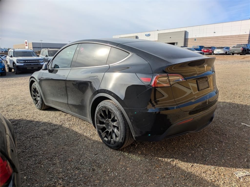 Used 2021 Tesla Model Y Long Range SUV