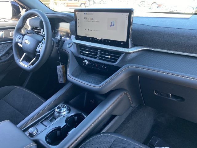 2026 Ford Explorer Tremor - Photo 13