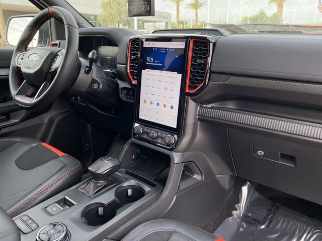 2025 Ford Ranger Raptor - Photo 14