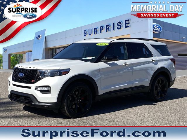 2023 Ford Explorer ST 4WD's photo