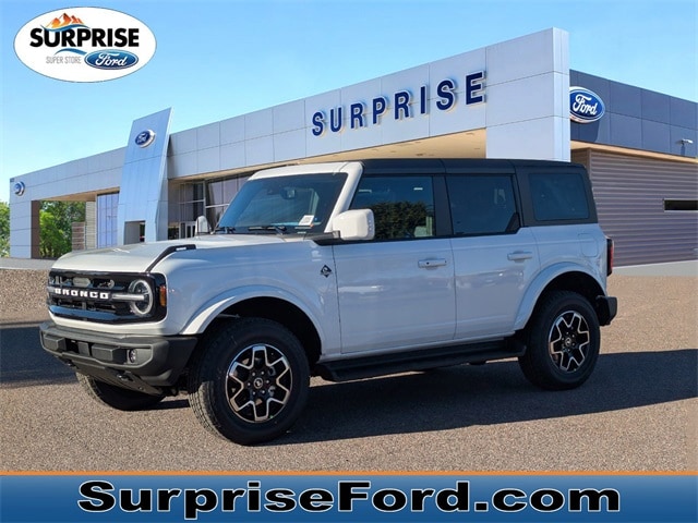 2025 Ford Bronco 4-Door Outer Banks's photo