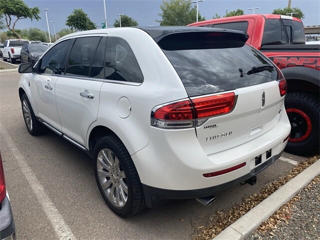 2014 Lincoln MKX photo 2