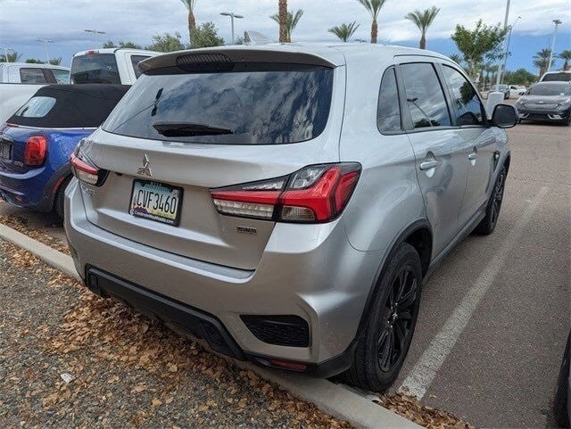 2021 Mitsubishi Outlander Sport LE photo 4
