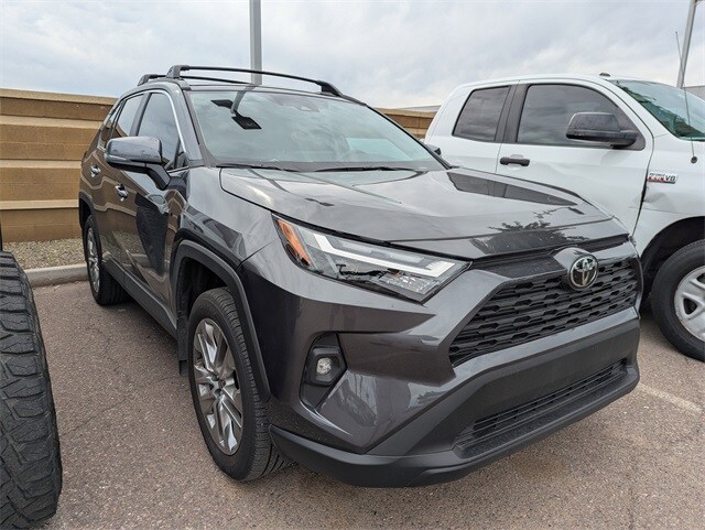 2025 Toyota RAV4 XLE Premium photo 3