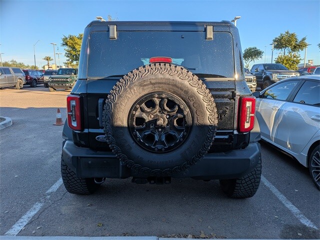 2024 Ford Bronco Wildtrak photo 2