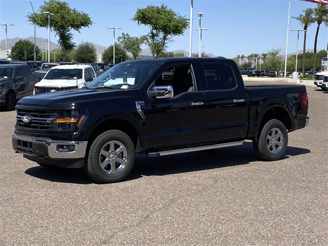 2025 Ford F-150 XLT photo 2