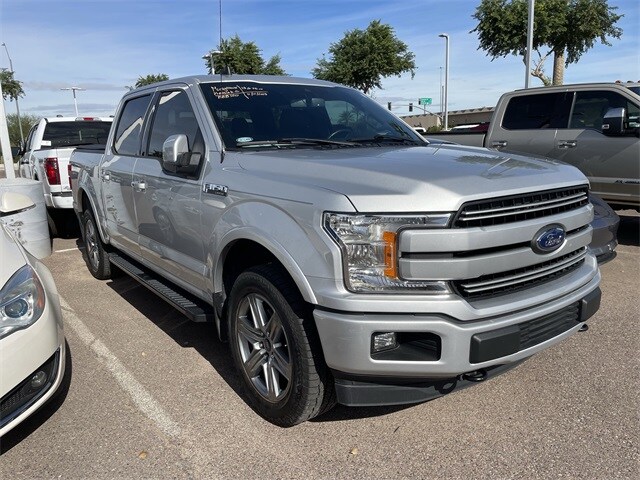 2019 Ford F-150 Lariat photo 2