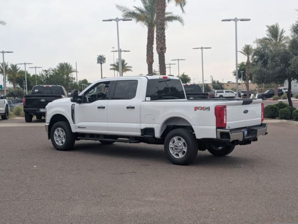 New 2026 Ford F-350 XLT Truck Crew Cab