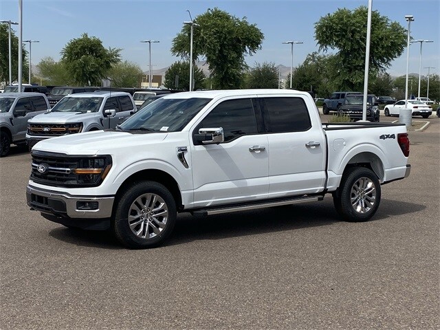 2025 Ford F-150 XLT photo 2