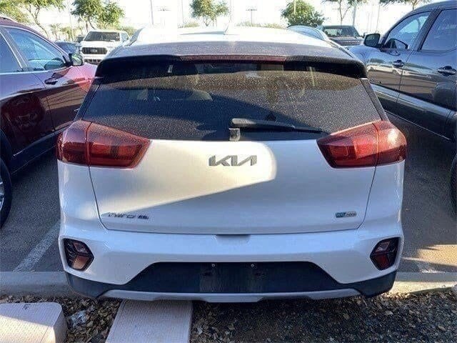 2022 Kia Niro LX photo 3