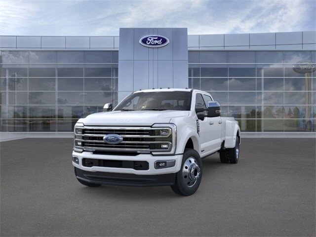 2026 Ford F-450 photo 2