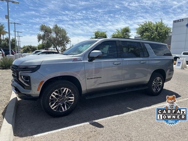 2025 Chevrolet Suburban Z71 4WD's photo