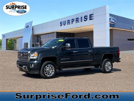 2019 GMC Sierra 2500HD Denali Truck Crew Cab