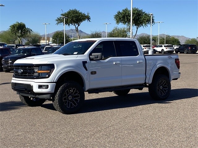 2025 Ford F-150 XLT photo 2