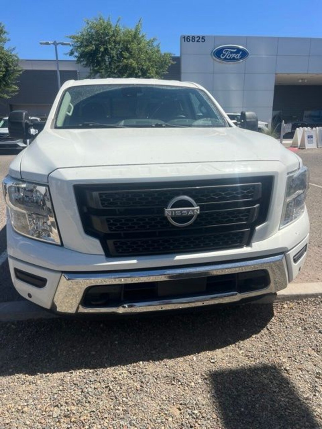 Used 2023 Nissan Titan SV Truck Crew Cab