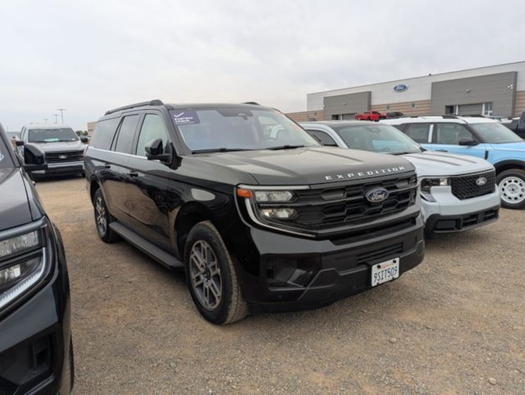 Certified 2025 Ford Expedition Max Active SUV