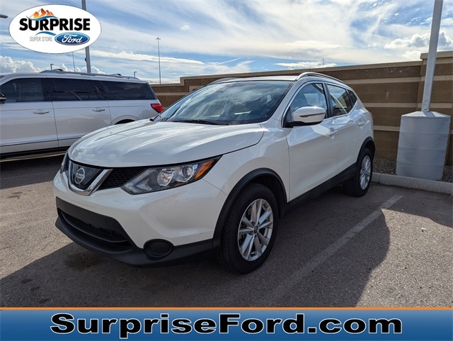 2019 Nissan Rogue Sport SV's photo