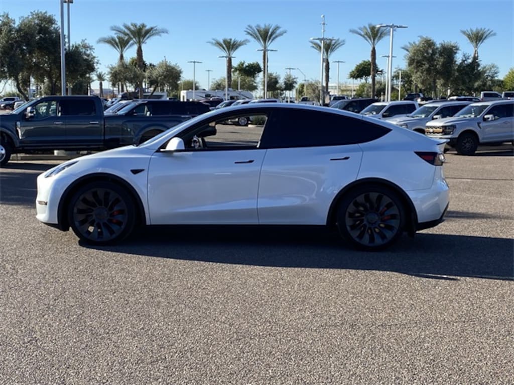 Used 2024 Tesla Model Y Performance SUV