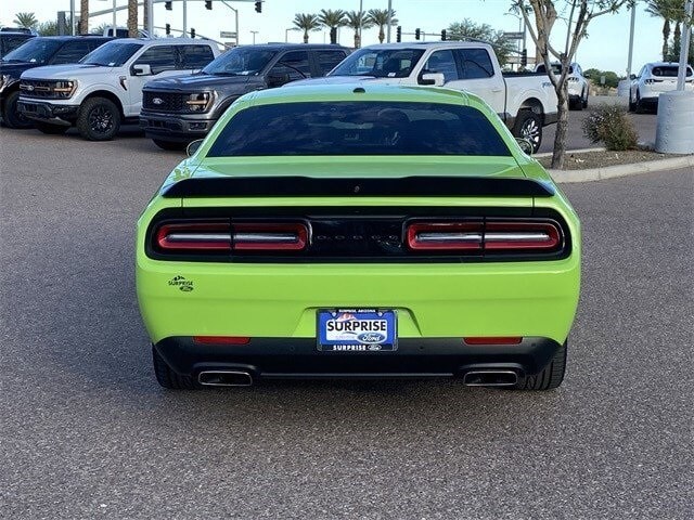2023 Dodge Challenger R/T photo 4