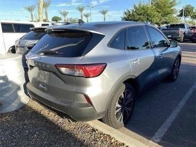 2022 Ford Escape SE photo 4