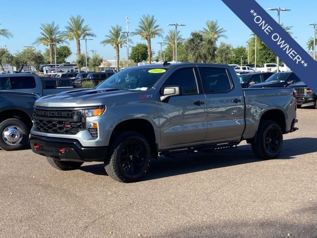 Used 2025 Chevrolet Silverado 1500 Custom Trail Boss Truck Crew Cab