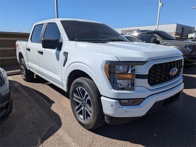 2023 Ford F-150 XL photo 2
