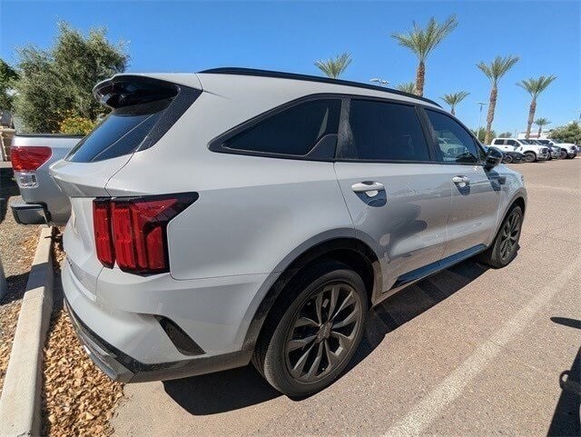 2022 Kia Sorento SX Prestige photo 4